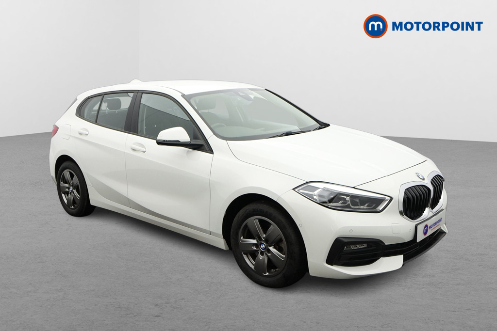 BMW 1 Series SE Automatic Petrol Hatchback - Stock Number (1667597) - Drivers side front corner