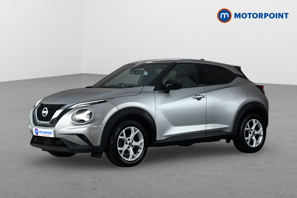Nissan Juke N-Connecta Manual Petrol SUV - Stock Number (1667988) - Passenger side front corner
