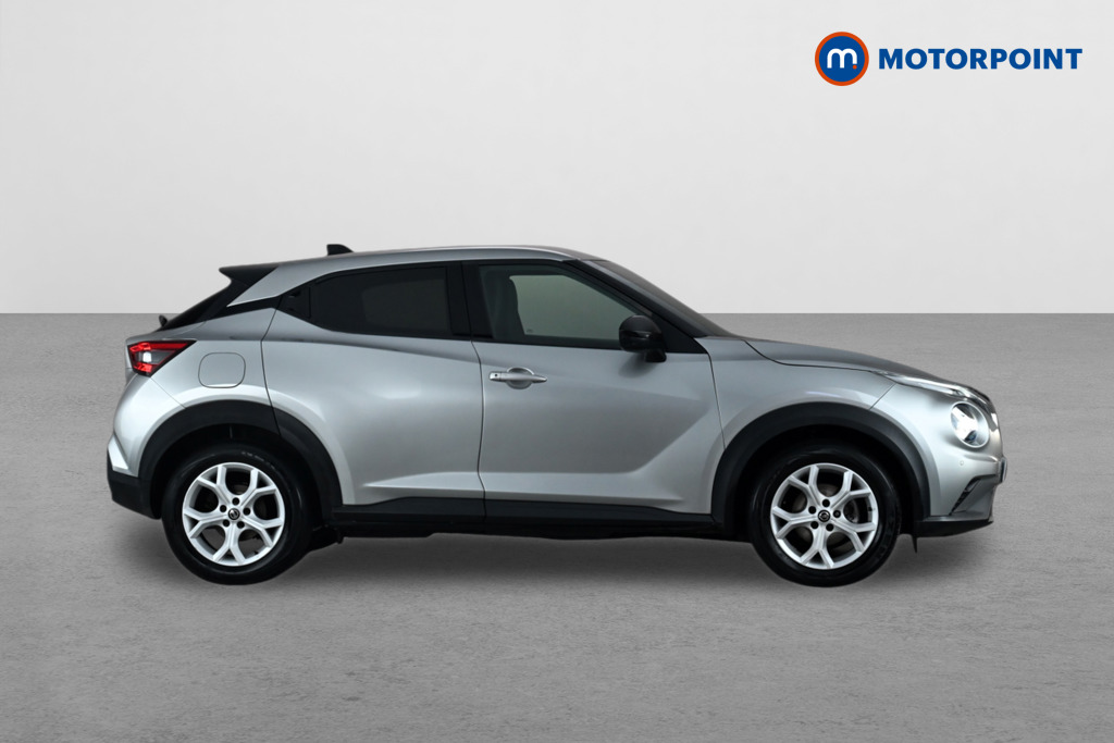 Nissan Juke N-Connecta Manual Petrol SUV - Stock Number (1667988) - Drivers side
