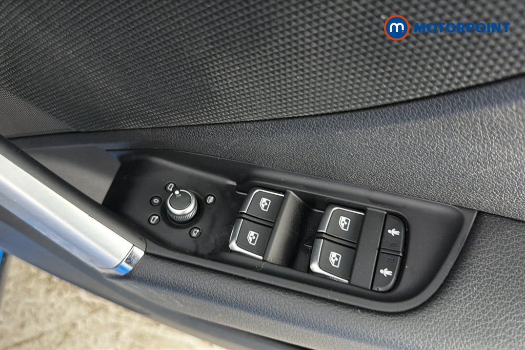 Audi Q2 S Line Automatic Petrol SUV - Stock Number (1668164) - 19th supplementary image