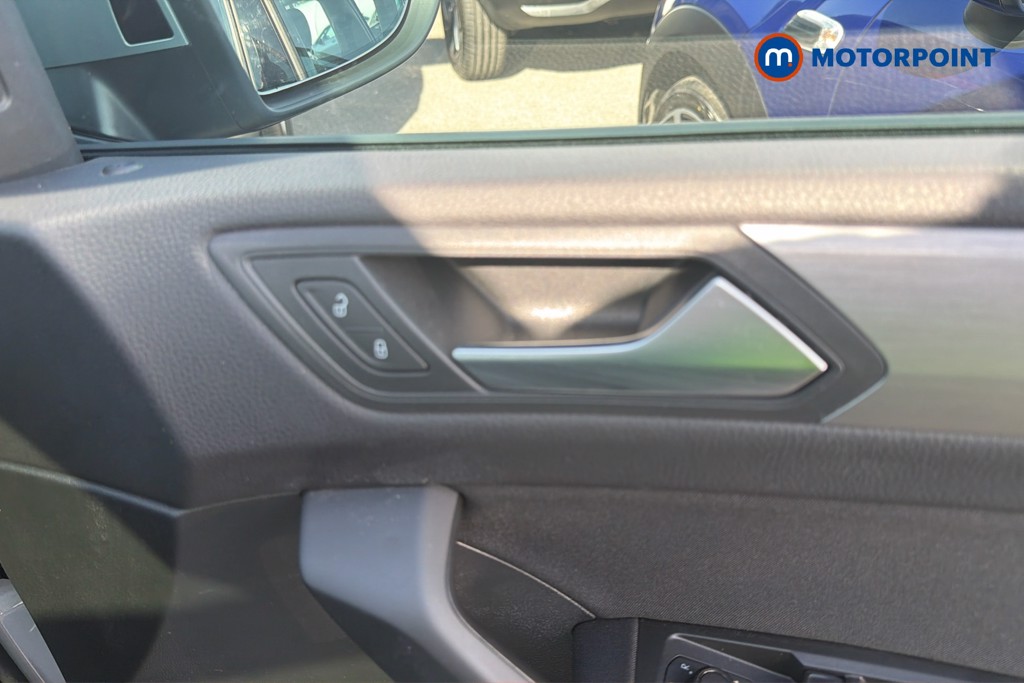 Volkswagen Touran Match Manual Petrol People Carrier - Stock Number (1668343) - 3rd supplementary image