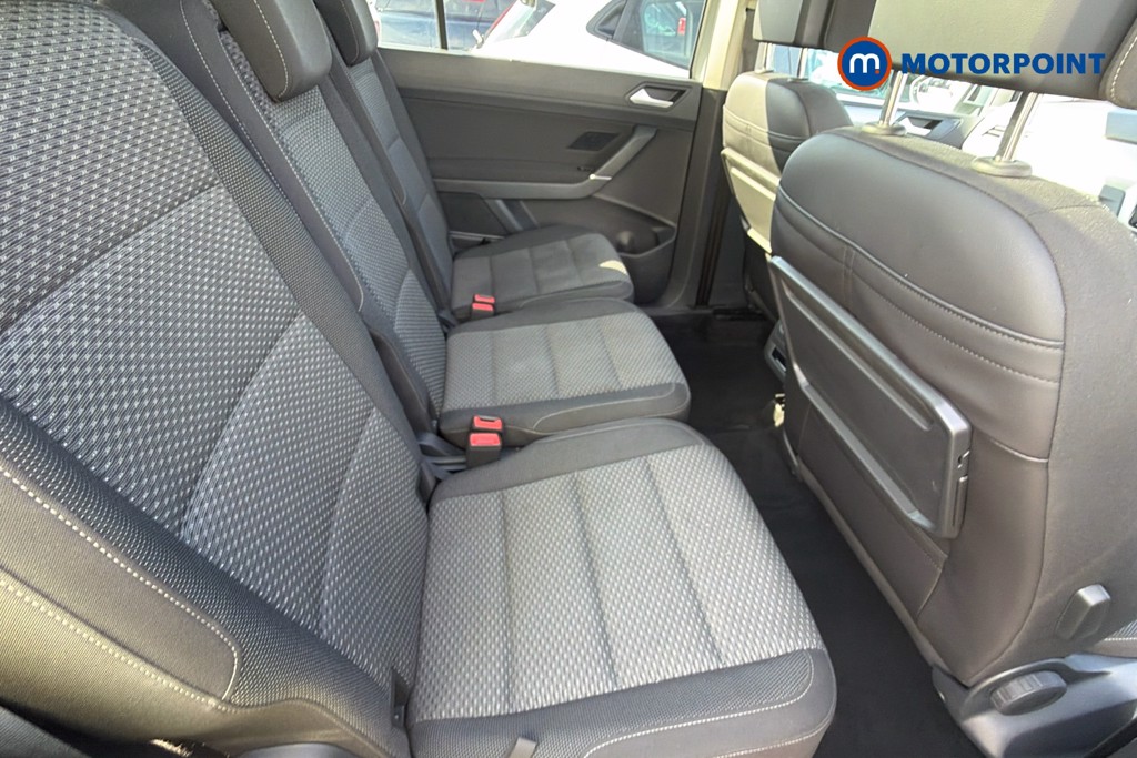 Volkswagen Touran Match Manual Petrol People Carrier - Stock Number (1668343) - 32nd supplementary image