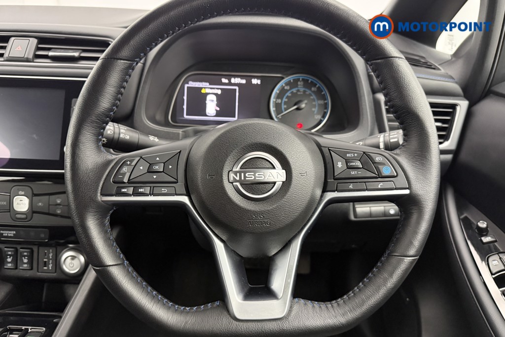 Nissan Leaf Tekna Automatic Electric Hatchback - Stock Number (1668439) - 5th supplementary image