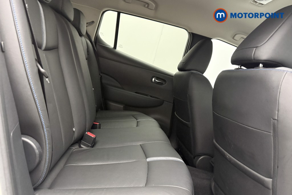 Nissan Leaf Tekna Automatic Electric Hatchback - Stock Number (1668439) - 9th supplementary image