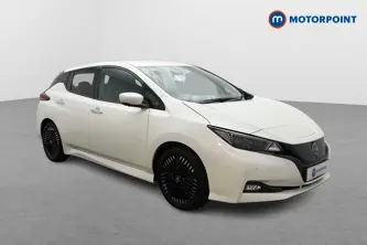 Nissan Leaf Tekna Automatic Electric Hatchback - Stock Number (1668439) - Drivers side front corner