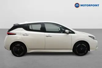 Nissan Leaf Tekna Automatic Electric Hatchback - Stock Number (1668439) - Drivers side