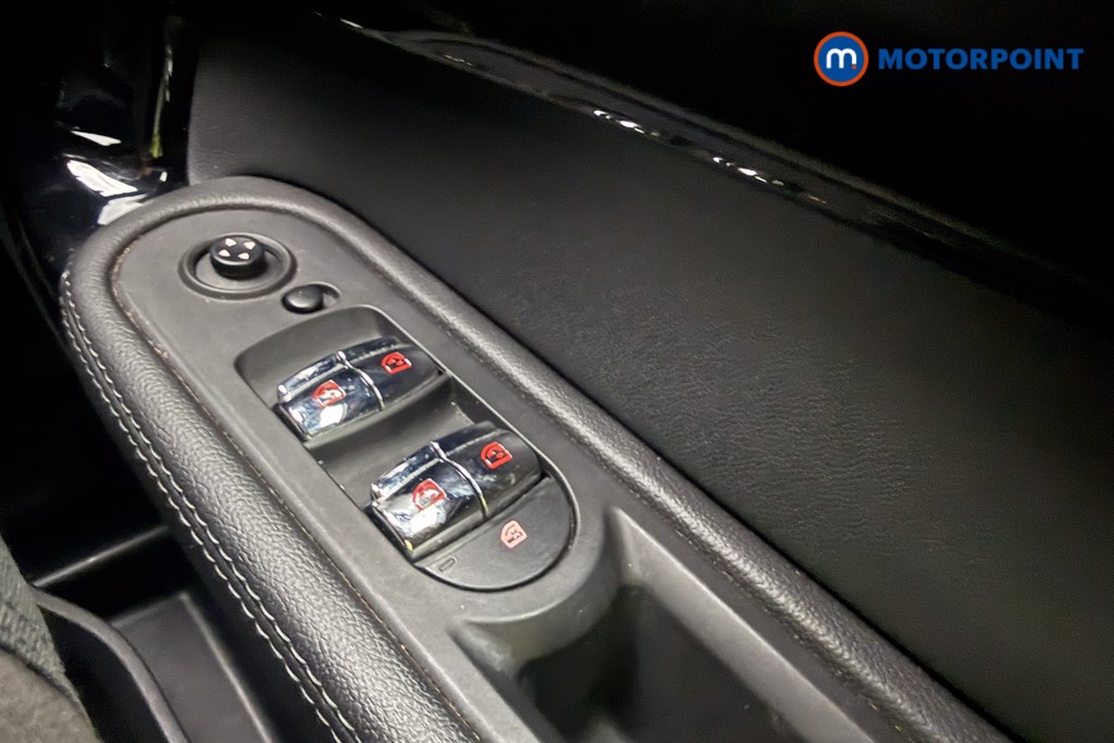Mini Countryman Cooper Sport Manual Petrol SUV - Stock Number (1668804) - 17th supplementary image