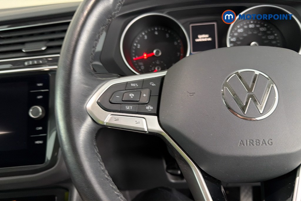 Volkswagen Tiguan Life Manual Petrol SUV - Stock Number (1668817) - 3rd supplementary image
