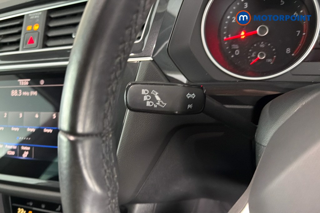 Volkswagen Tiguan Life Manual Petrol SUV - Stock Number (1668817) - 6th supplementary image