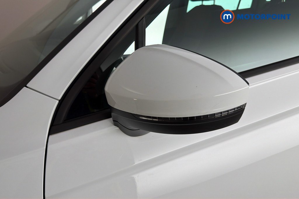 Volkswagen Tiguan Life Manual Petrol SUV - Stock Number (1668817) - 43rd supplementary image