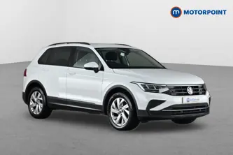 Volkswagen Tiguan Life Manual Petrol SUV - Stock Number (1668817) - Drivers side front corner
