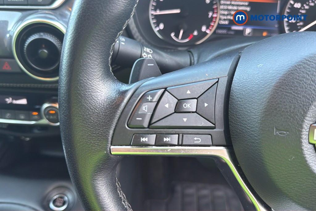 Nissan Juke N-Connecta Automatic Petrol SUV - Stock Number (1668946) - 7th supplementary image