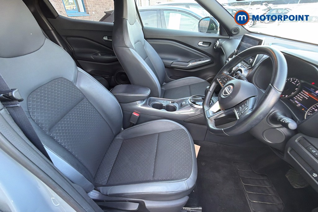 Nissan Juke N-Connecta Automatic Petrol SUV - Stock Number (1668946) - 17th supplementary image