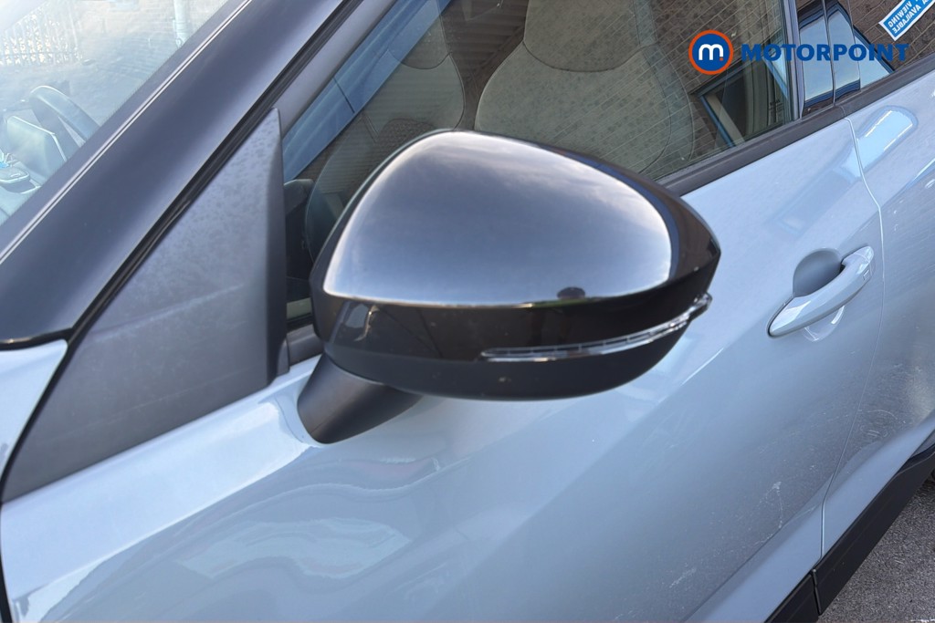 Nissan Juke N-Connecta Automatic Petrol SUV - Stock Number (1668946) - 19th supplementary image