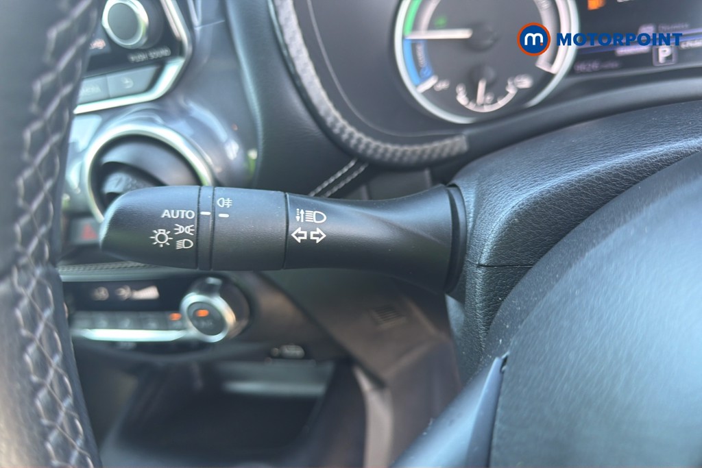 Nissan Juke N-Connecta Automatic Petrol-Electric Hybrid SUV - Stock Number (1668947) - 11th supplementary image