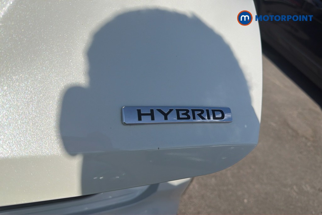 Nissan Juke N-Connecta Automatic Petrol-Electric Hybrid SUV - Stock Number (1668947) - 26th supplementary image