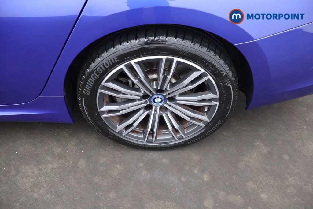 BMW 3 Series M Sport Automatic Petrol Plug-In Hybrid Saloon - Stock Number (1669425) - 2nd supplementary image