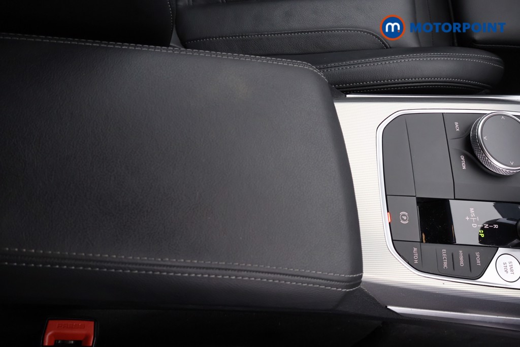 BMW 3 Series M Sport Automatic Petrol Plug-In Hybrid Saloon - Stock Number (1669425) - 14th supplementary image