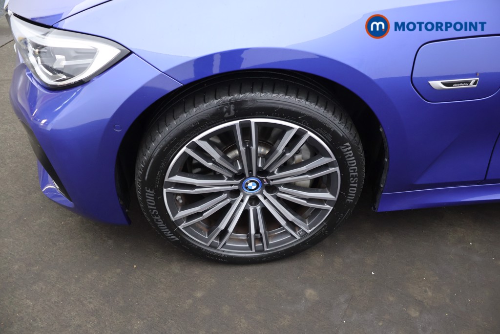 BMW 3 Series M Sport Automatic Petrol Plug-In Hybrid Saloon - Stock Number (1669425) - 1st supplementary image