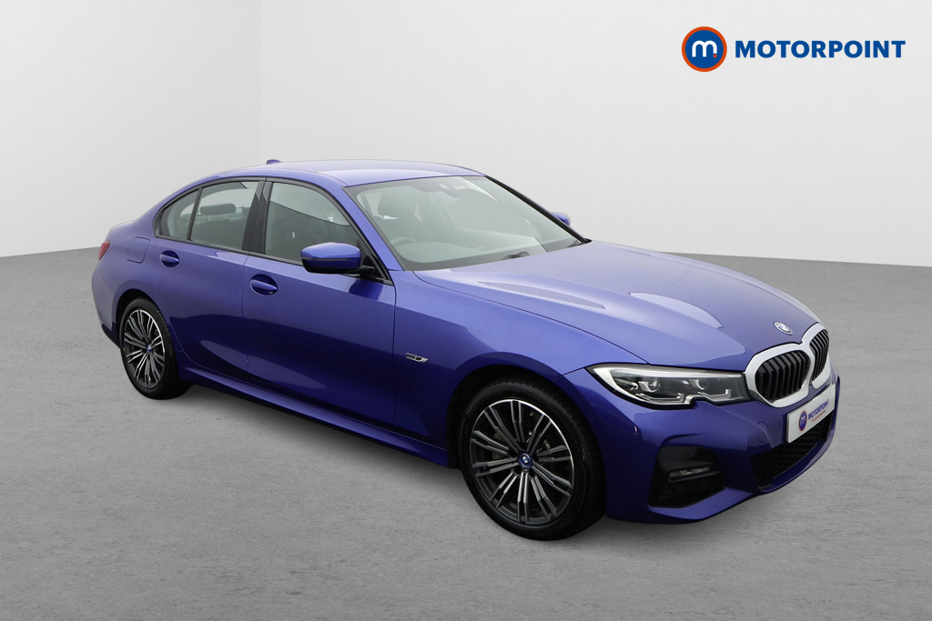 BMW 3 Series M Sport Automatic Petrol Plug-In Hybrid Saloon - Stock Number (1669425) - Drivers side front corner