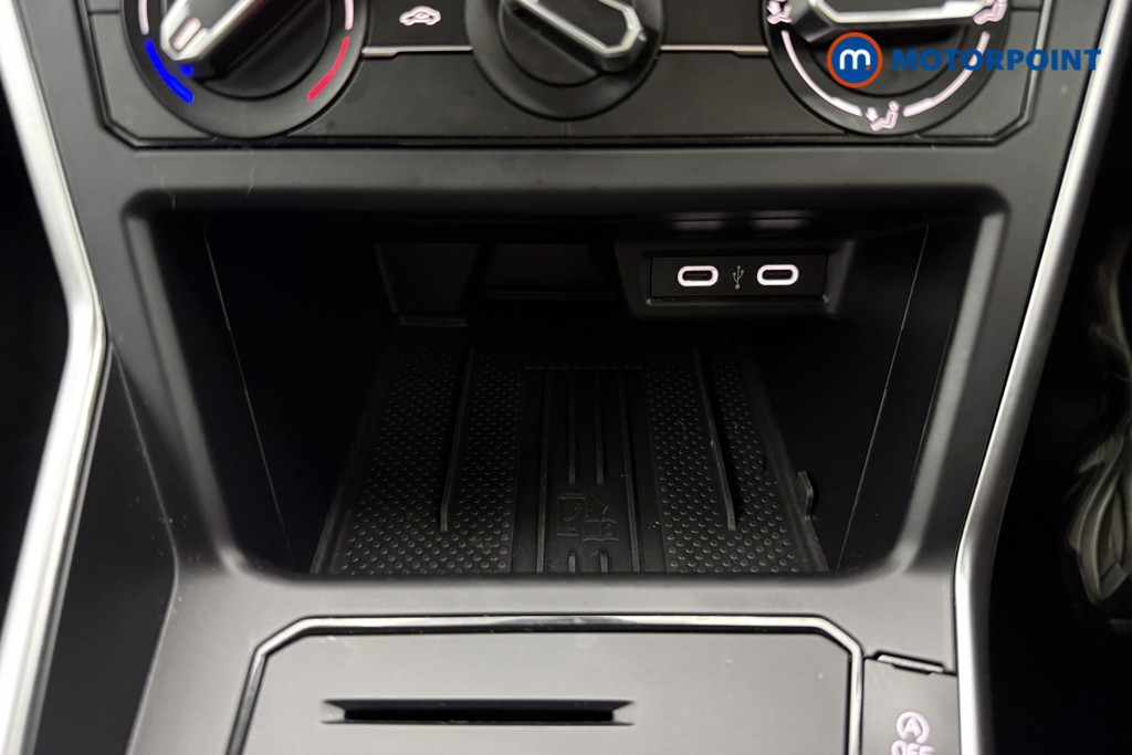 Volkswagen Taigo Life Automatic Petrol SUV - Stock Number (1669473) - 15th supplementary image