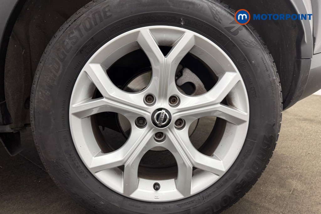 Nissan Juke N-Connecta Manual Petrol SUV - Stock Number (1669482) - 13th supplementary image