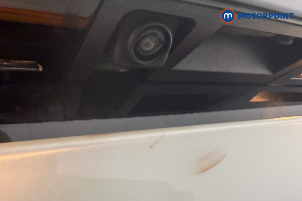 Nissan Juke N-Connecta Manual Petrol SUV - Stock Number (1669482) - 27th supplementary image