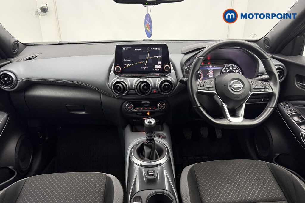 Nissan Juke N-Connecta Manual Petrol SUV - Stock Number (1669482) - 1st supplementary image
