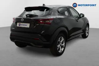 Nissan Juke N-Connecta Manual Petrol SUV - Stock Number (1669482) - Drivers side rear corner