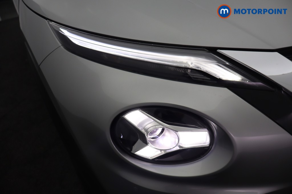 Nissan Juke N-Connecta Automatic Petrol SUV - Stock Number (1669781) - 16th supplementary image