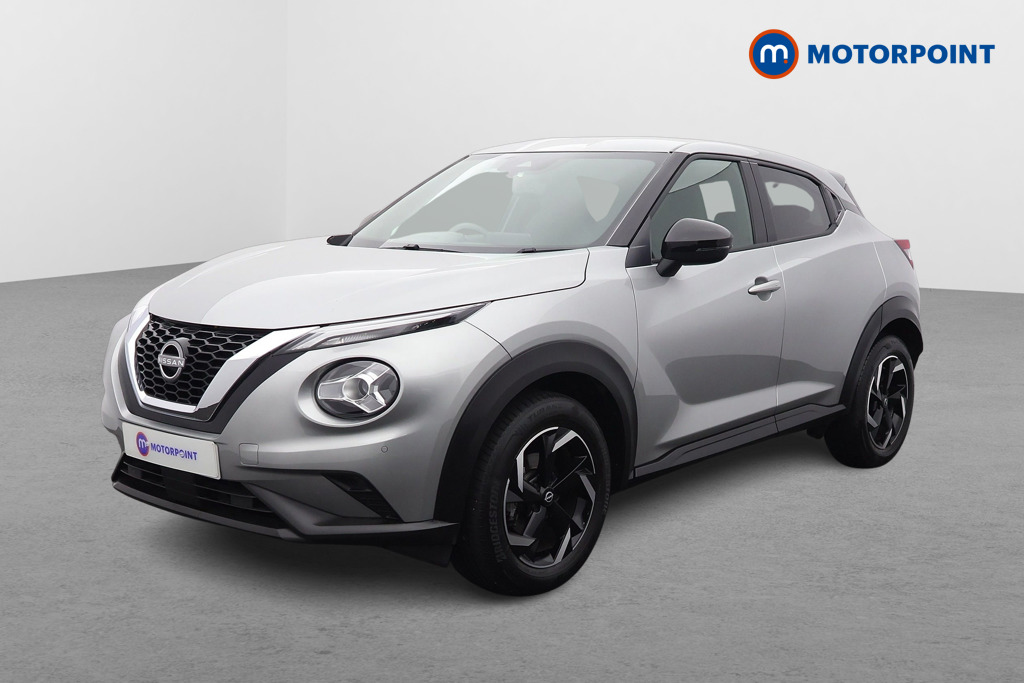 Nissan Juke N-Connecta Automatic Petrol SUV - Stock Number (1669781) - Passenger side front corner