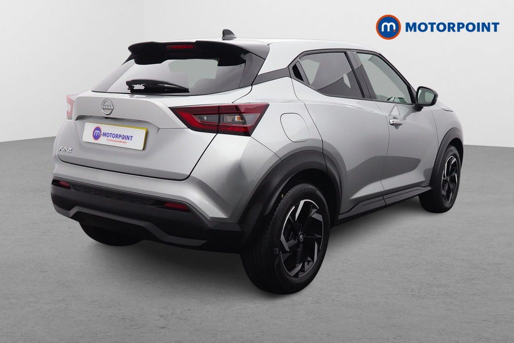 Nissan Juke N-Connecta Automatic Petrol SUV - Stock Number (1669781) - Drivers side rear corner