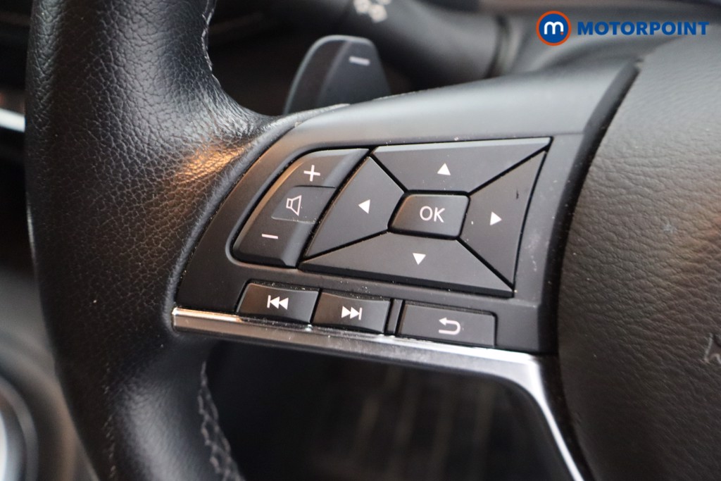 Nissan Juke N-Connecta Automatic Petrol SUV - Stock Number (1669783) - 6th supplementary image