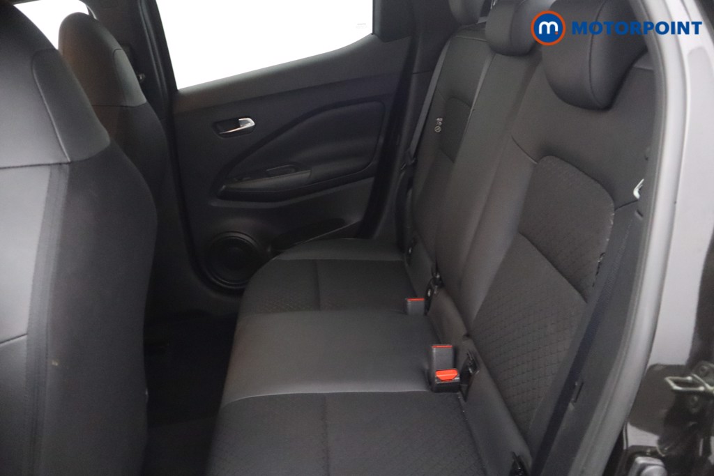 Nissan Juke N-Connecta Automatic Petrol SUV - Stock Number (1669783) - 11th supplementary image
