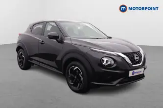 Nissan Juke N-Connecta Automatic Petrol SUV - Stock Number (1669783) - Drivers side front corner