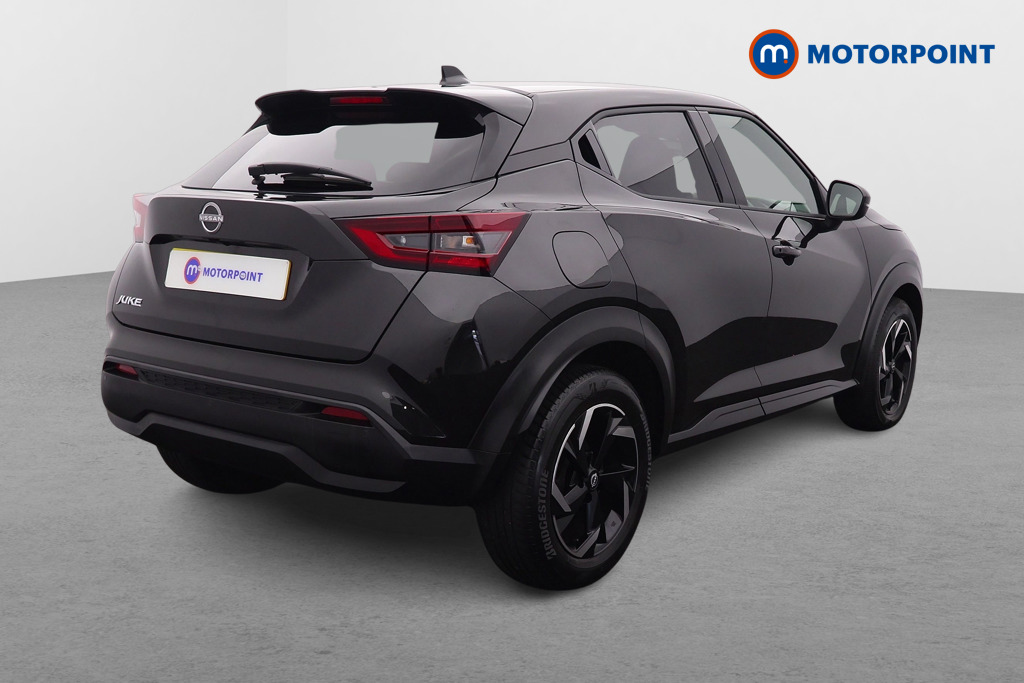 Nissan Juke N-Connecta Automatic Petrol SUV - Stock Number (1669783) - Drivers side rear corner