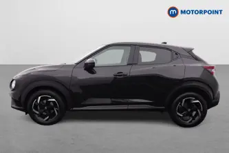 Nissan Juke N-Connecta Automatic Petrol SUV - Stock Number (1669783) - Passenger side