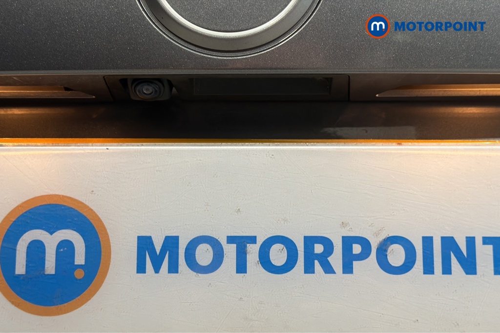 Nissan Juke N-Connecta Automatic Petrol SUV - Stock Number (1669785) - 998th supplementary image