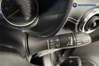 Nissan Juke N-Connecta Automatic Petrol SUV - Stock Number (1669785) - 6th supplementary image