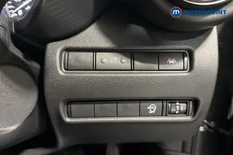 Nissan Juke N-Connecta Automatic Petrol SUV - Stock Number (1669785) - 11th supplementary image