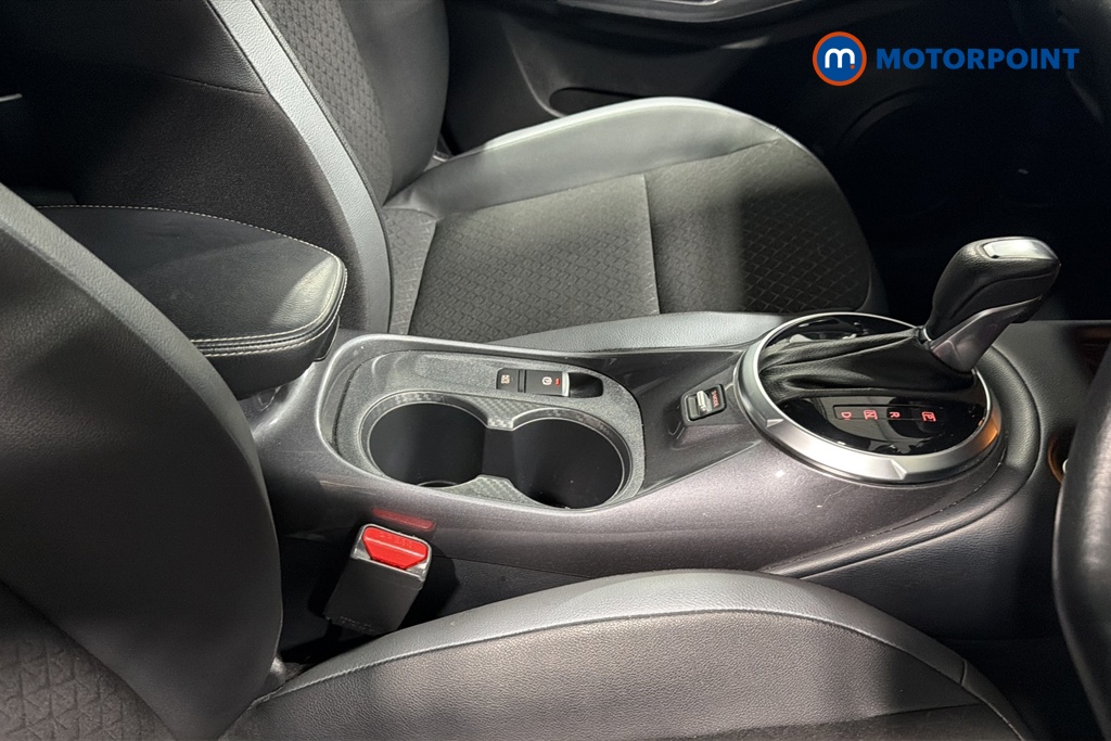 Nissan Juke N-Connecta Automatic Petrol SUV - Stock Number (1669785) - 15th supplementary image