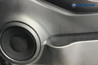 Nissan Juke N-Connecta Automatic Petrol SUV - Stock Number (1669785) - 21st supplementary image