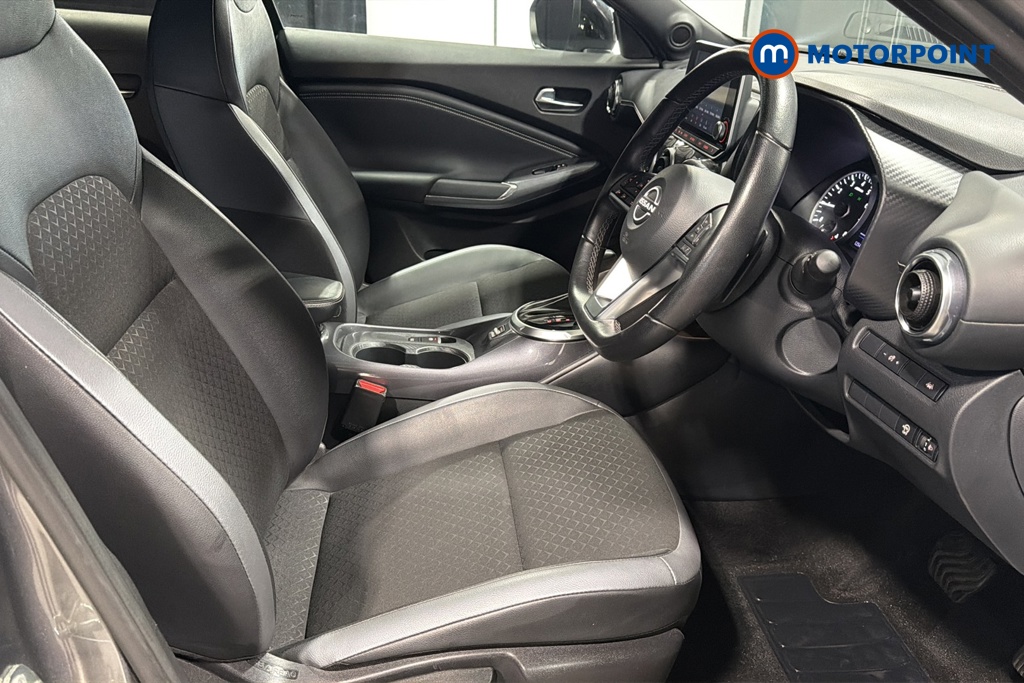 Nissan Juke N-Connecta Automatic Petrol SUV - Stock Number (1669785) - 22nd supplementary image