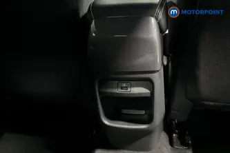 Nissan Juke N-Connecta Automatic Petrol SUV - Stock Number (1669785) - 28th supplementary image