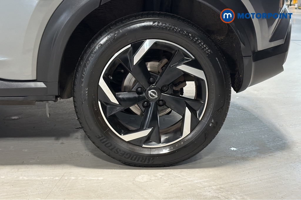 Nissan Juke N-Connecta Automatic Petrol SUV - Stock Number (1669785) - 45th supplementary image