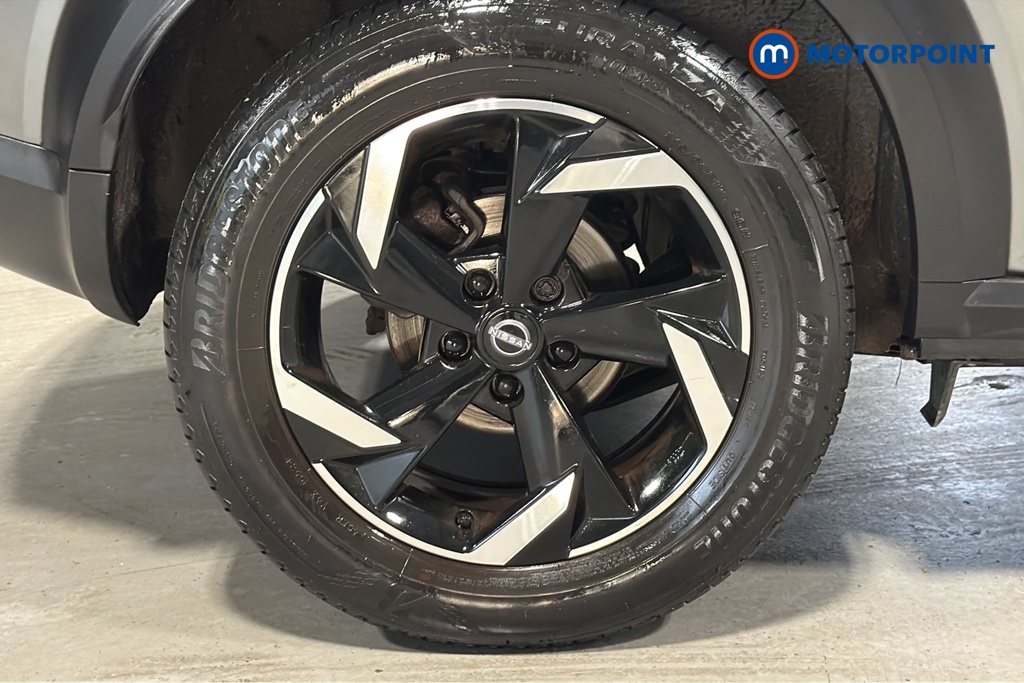 Nissan Juke N-Connecta Automatic Petrol SUV - Stock Number (1669785) - 46th supplementary image