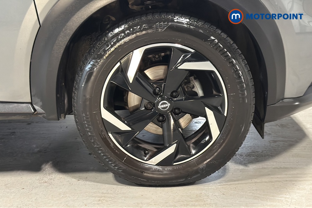 Nissan Juke N-Connecta Automatic Petrol SUV - Stock Number (1669785) - 47th supplementary image