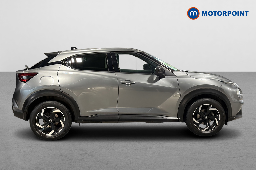 Nissan Juke N-Connecta Automatic Petrol SUV - Stock Number (1669785) - Passenger side