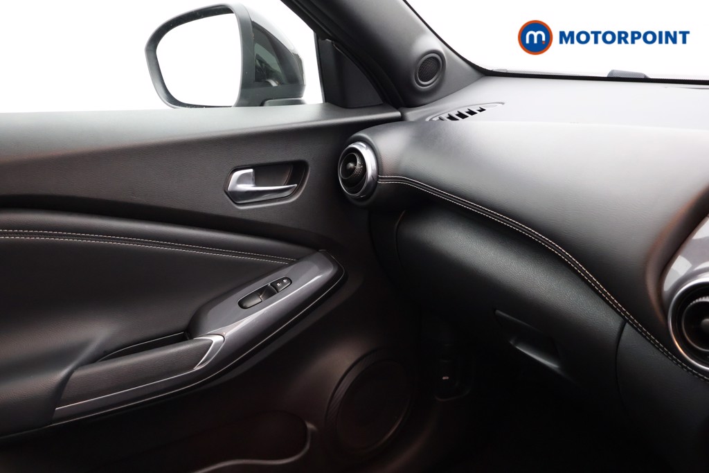 Nissan Juke N-Connecta Automatic Petrol SUV - Stock Number (1669786) - 15th supplementary image