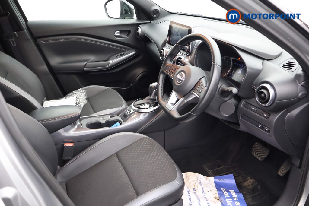 Nissan Juke N-Connecta Automatic Petrol SUV - Stock Number (1669786) - 20th supplementary image